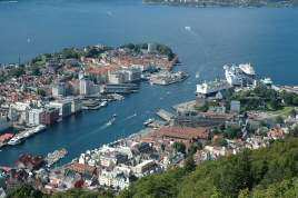 Utsikt fra Fl&oslash;yen - Foto: Gaute Nordvik