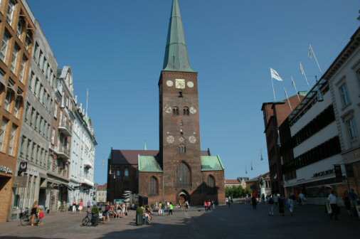 &Aring;rhus Domkirke – Foto: Gaute Nordvik