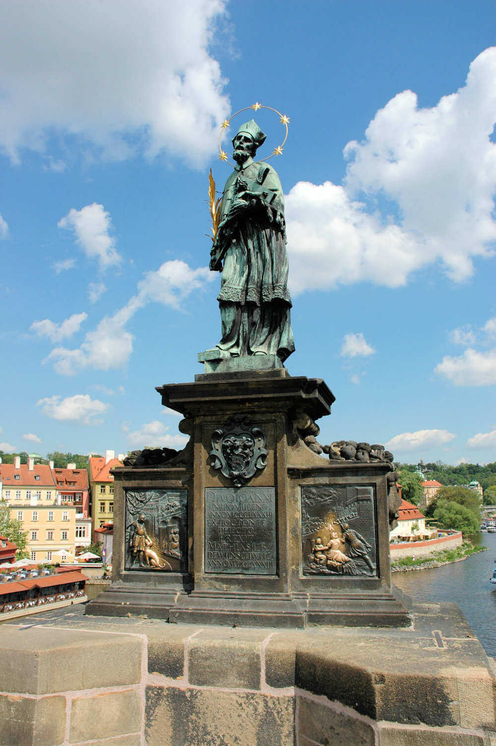 Statue av den tsjekkiske helgenen John av Nepomuk - Foto: Gaute Nordvik