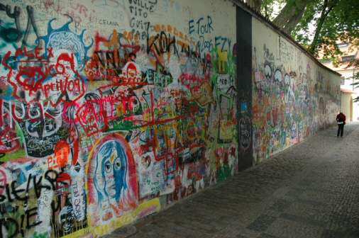 John Lennon-muren i Praha - Foto: Gaute Nordvik